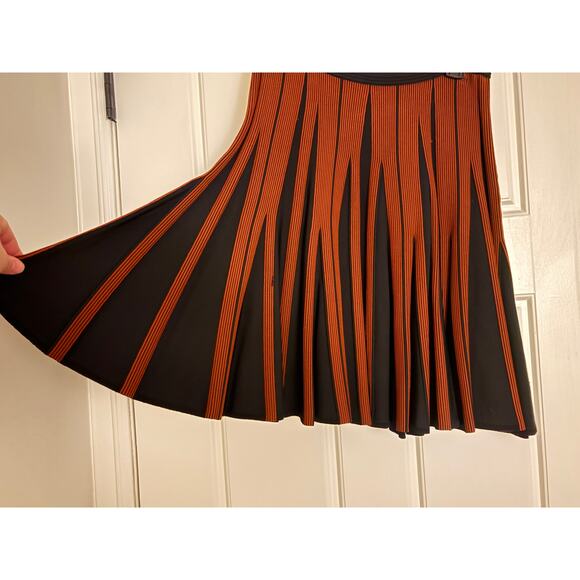 DVF Skirt - Picture 5 of 9